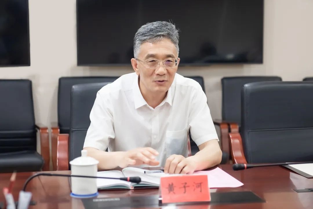 福建信管局一行到福建廣電網(wǎng)絡(luò)、中廣電移動福建分公司調(diào)研廣電5G建設(shè)工作