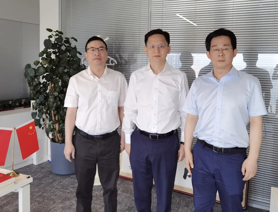 推進(jìn)網(wǎng)絡(luò)整合及廣電5G建設(shè)，福建廣電網(wǎng)絡(luò)相關(guān)領(lǐng)導(dǎo)赴中國(guó)廣電集團(tuán)匯報(bào)交流工作