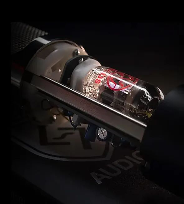 Lauten Audio LA-320 V2：獨立音樂人有他就夠，萬能且質(zhì)感爆表的電子管麥克風(fēng)