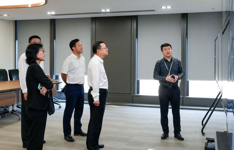 廣電總局朱詠雷調(diào)研廣東廣電網(wǎng)絡公司，要求大力發(fā)展智慧廣電