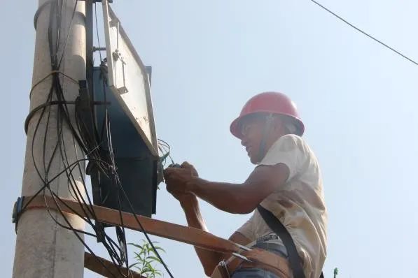 中國(guó)廣電重慶公司首次通過全市應(yīng)急廣播系統(tǒng)實(shí)施防空警報(bào)試?guó)Q